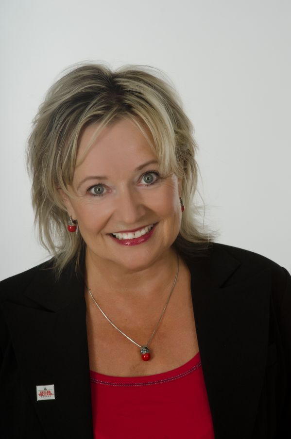 Holly Schelleman, REALTOR®
